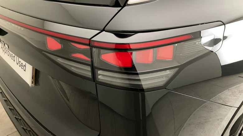 Volkswagen Tayron 2.0 TDI R-Line 5dr DSG7 [7 Seat] Diesel Estate